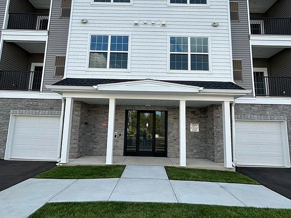 2nd image of 29212 Bradford Ln