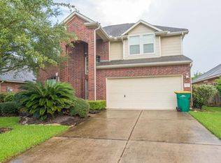 11911 White Water Bay Dr, Pearland, TX 77584