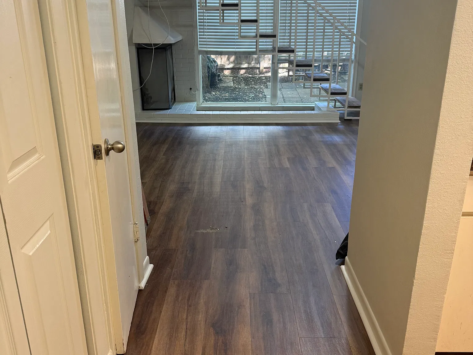 1 bed, 801 sqft, $1,895 — Photo 2