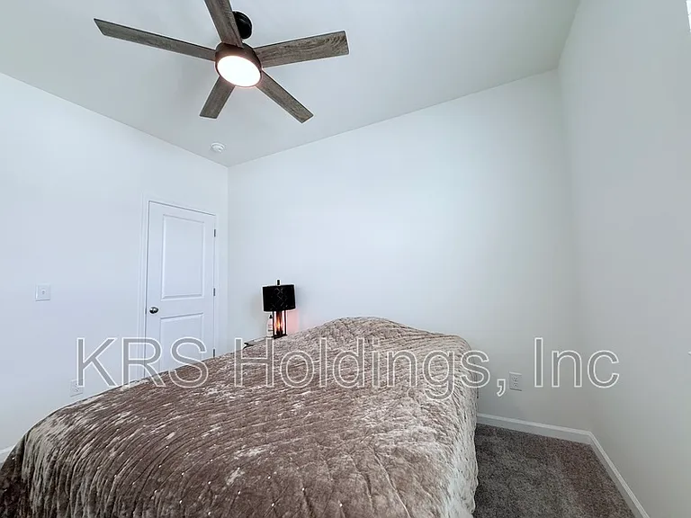 849 Parc Townes Dr — Photo 28