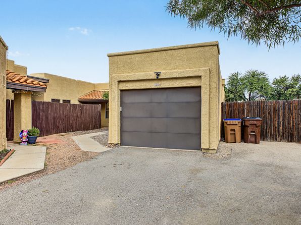4216 W Pyracantha Dr