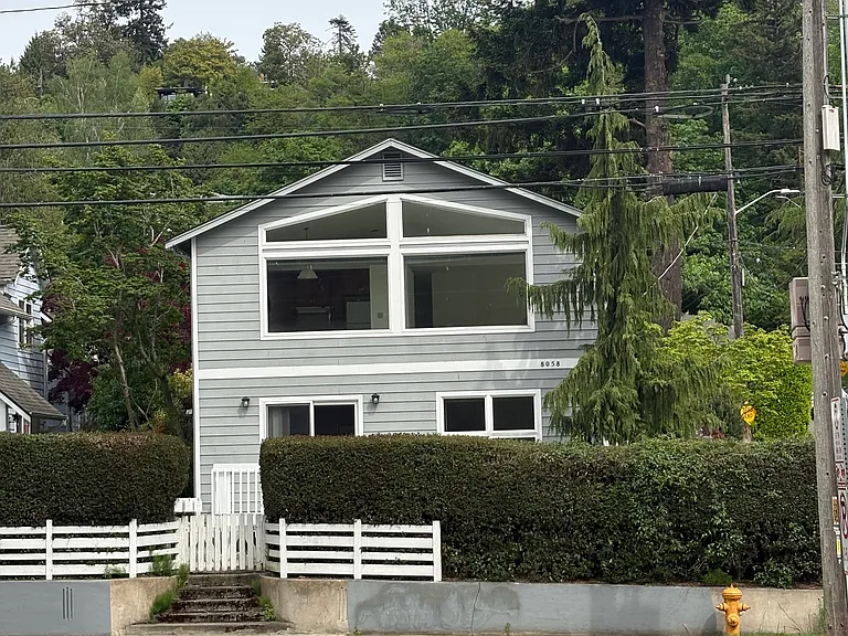 8058 Fauntleroy Way SW — Photo 1