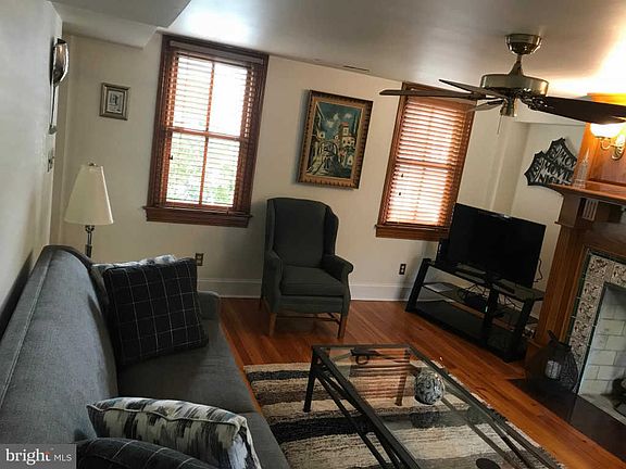 3rd image of 202 Chesapeake Ave
