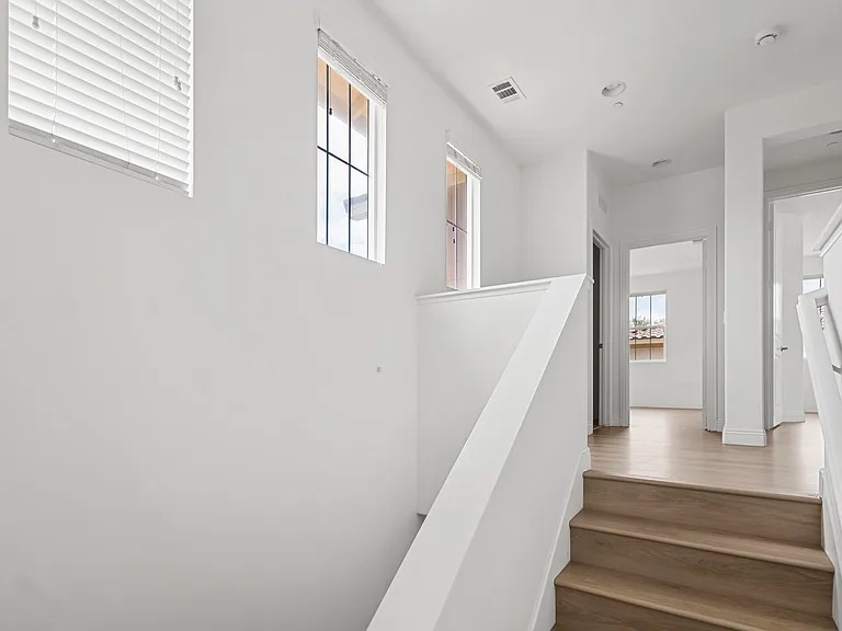 217 Wicker — Photo 22