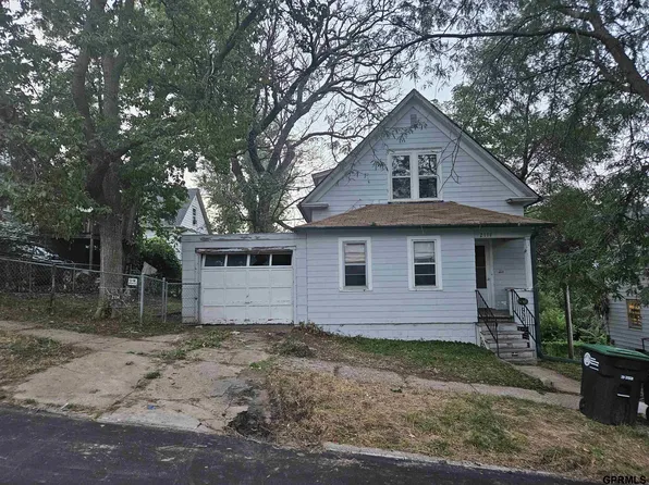 2114 G St, Omaha, NE 68107