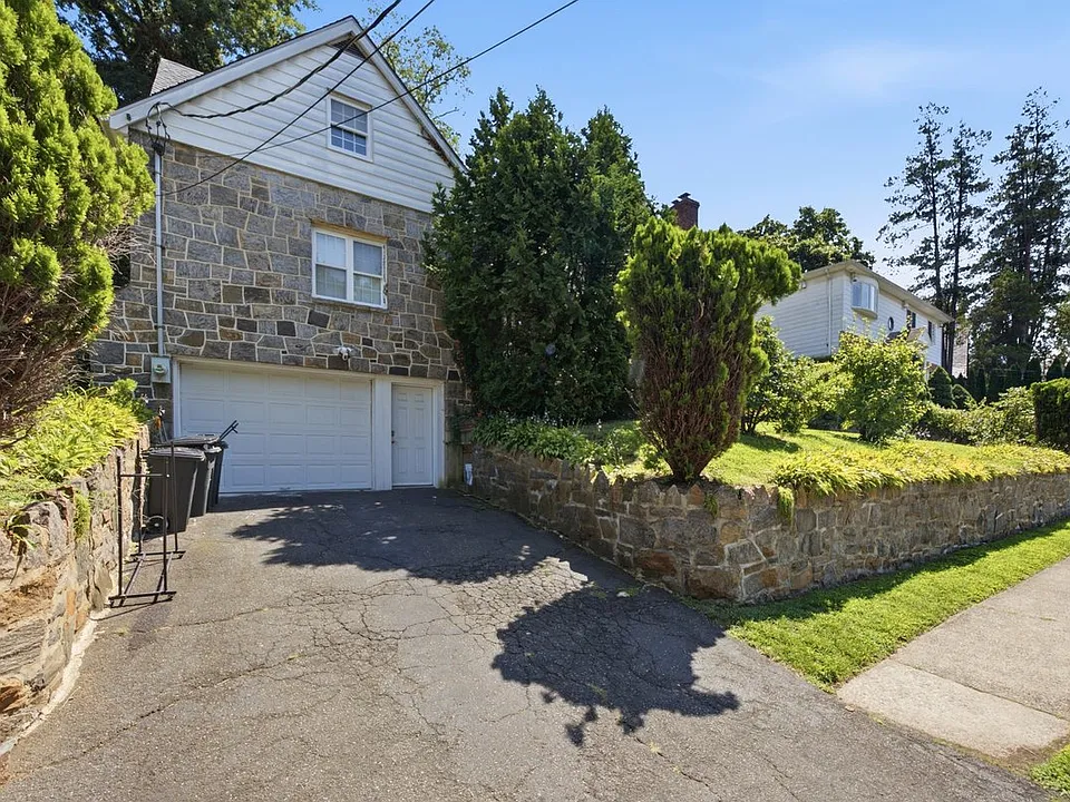 28 Wilcox Ave #1
