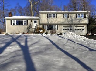 167 Larkspur Rd, Stamford, CT 06903