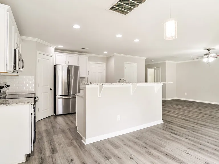 5004 Broad Leaf Ct — Photo 8