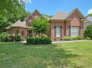 18 Oaklynn Ct, Simpsonville, SC 29680