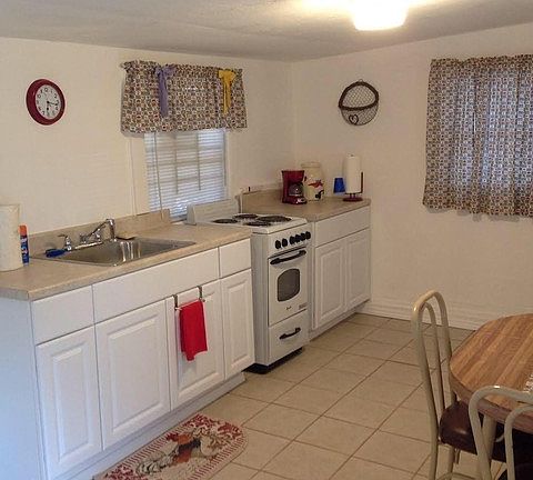 3rd image of 11717 Park Dr #37