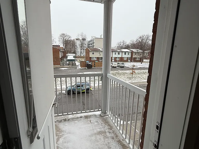 46 Nelson St #7 — Photo 4