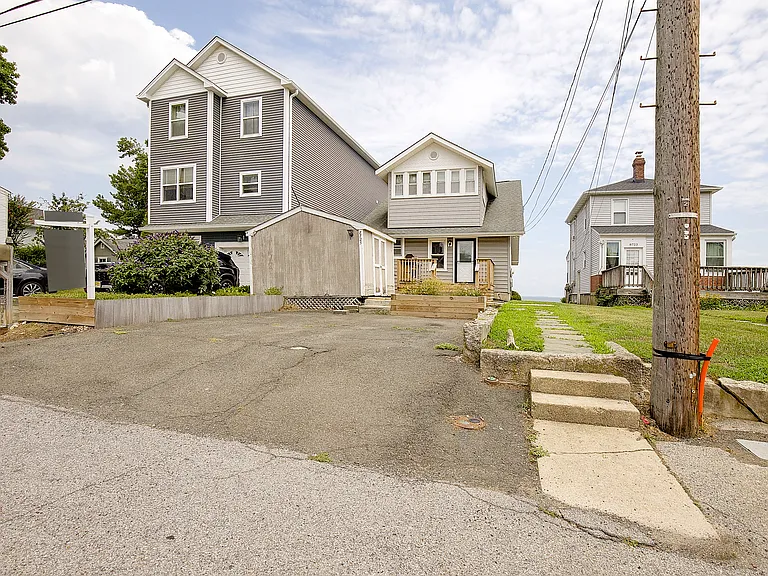 8725 C St — Photo 13