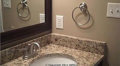 4th image of 17872 Lounsbery Dr