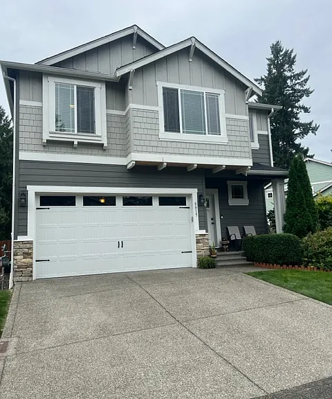 6615 36th Ln SE — Photo 1