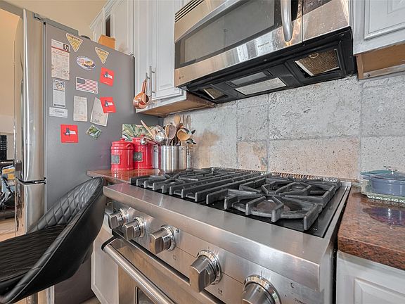4th image of 5103 Sweeney Park Ct