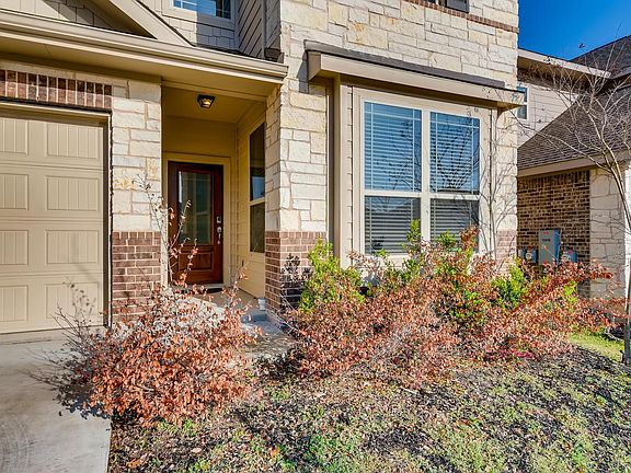 4th image of 13908 Madrigal Ln