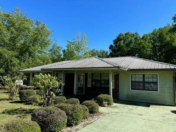 107 Edgewood Ave, Bainbridge, GA 39819