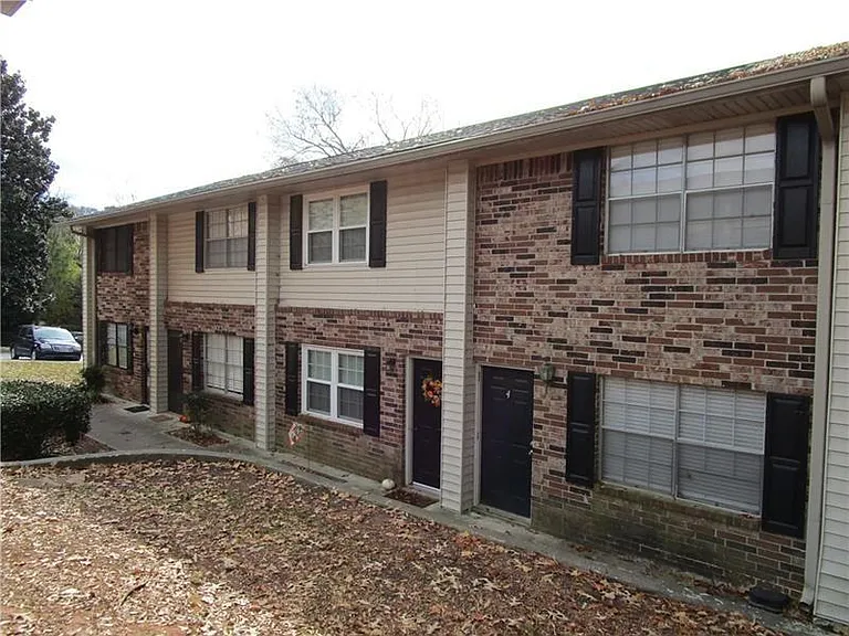 1235 Riverside Dr #F6 — Photo 3