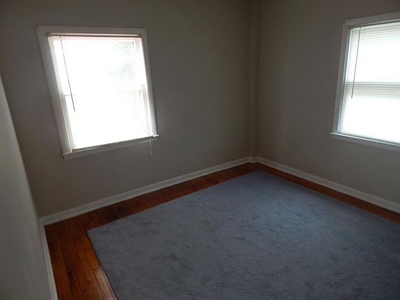 4th image of 3 Church St #4