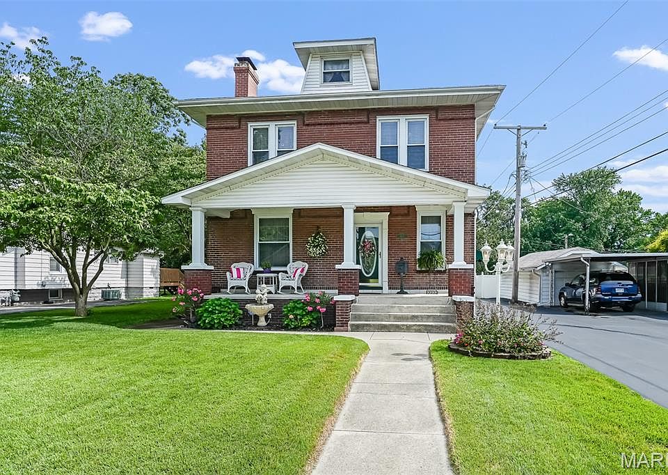 1st image of 842 Lewis Ave