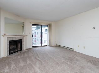 Mayfair Court, Saanich, BC V8X 4S4