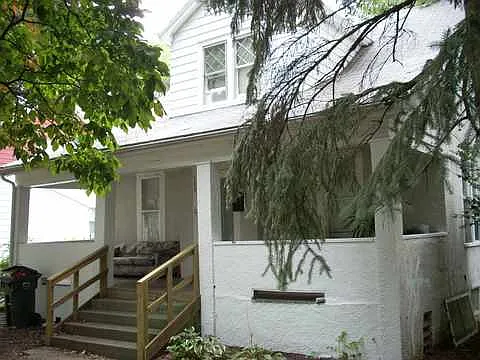 503 W High St photo 1