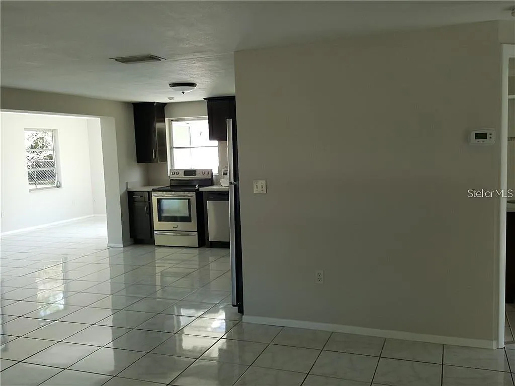 2 bed, 2.0 bath, 1139 sqft, $1,775 — Photo 4