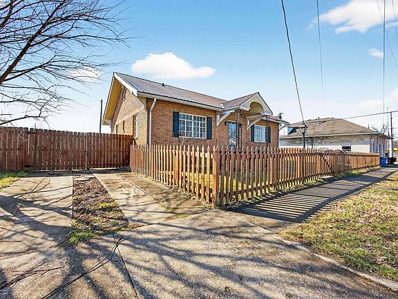 2nd image of 1412 5th St