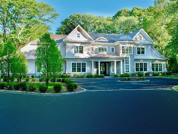 2nd image of 29 Meadowood Ln