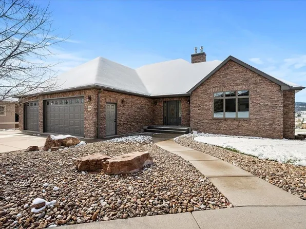 2121 Mustang Ln, Spearfish, SD 57783