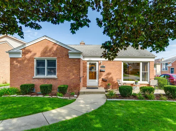 6950 W Cleveland St, Niles, IL 60714