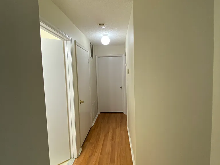269 Kempsey Dr — Photo 13