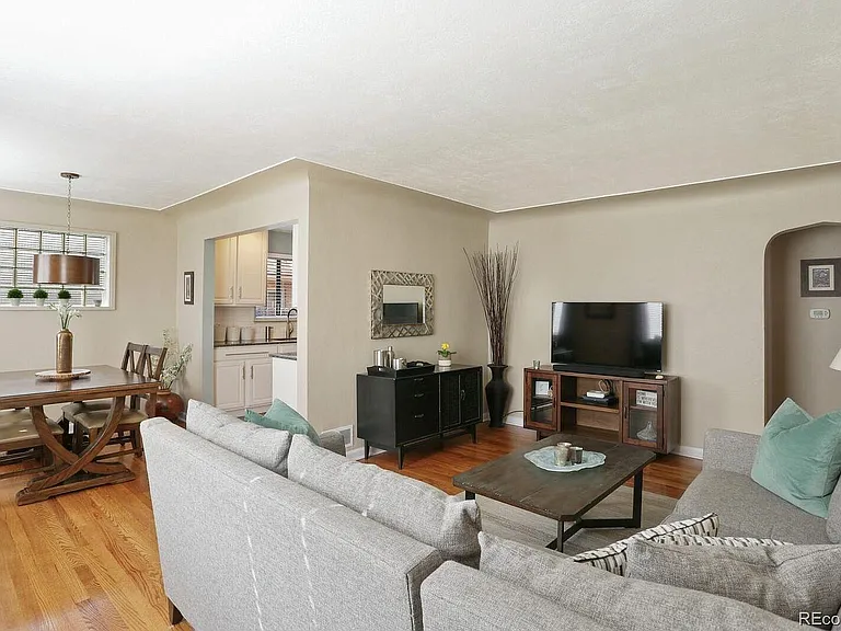 1223 Forest St — Photo 18