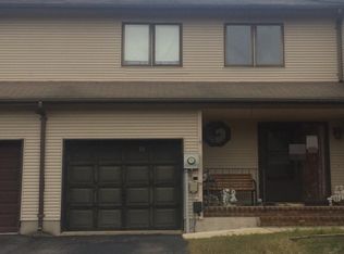 10 Elm Ter, Flemington, NJ 08822