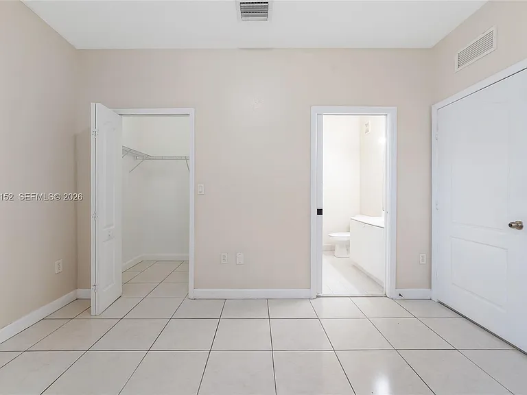 2524 SE 16th Rd #100 — Photo 17