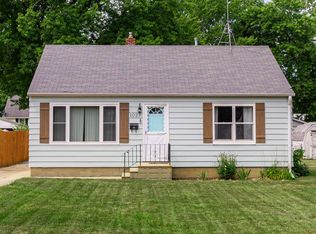 1027 Wild St, Sycamore, IL 60178