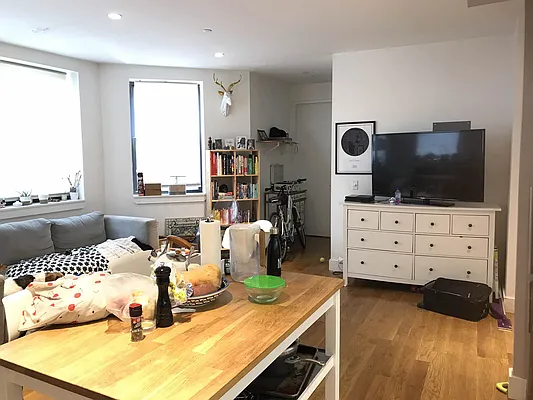 Rented by Simply Brooklyn Realty Inc | media 58