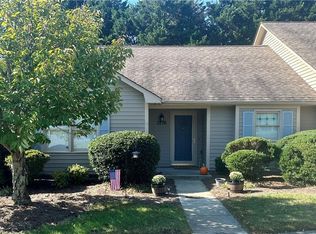 1216 Watermark Ct, High Point, NC 27265