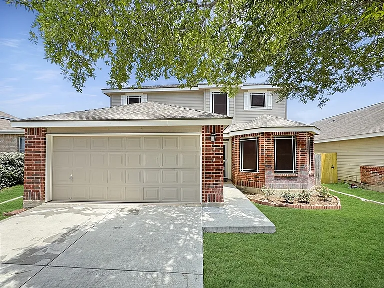 6910 Hallie Spirit — Photo 1