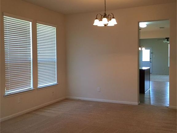 4th image of 7407 Sabinal Creek Dr