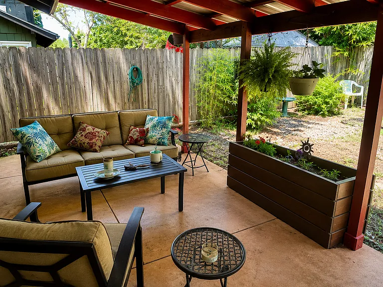 2602 Campden Dr — Photo 21