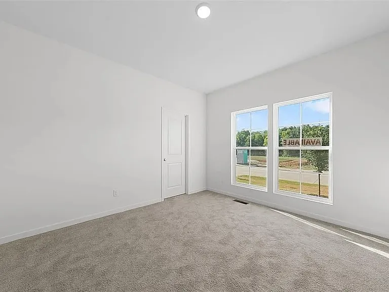 109 Sommerset Ct — Photo 21