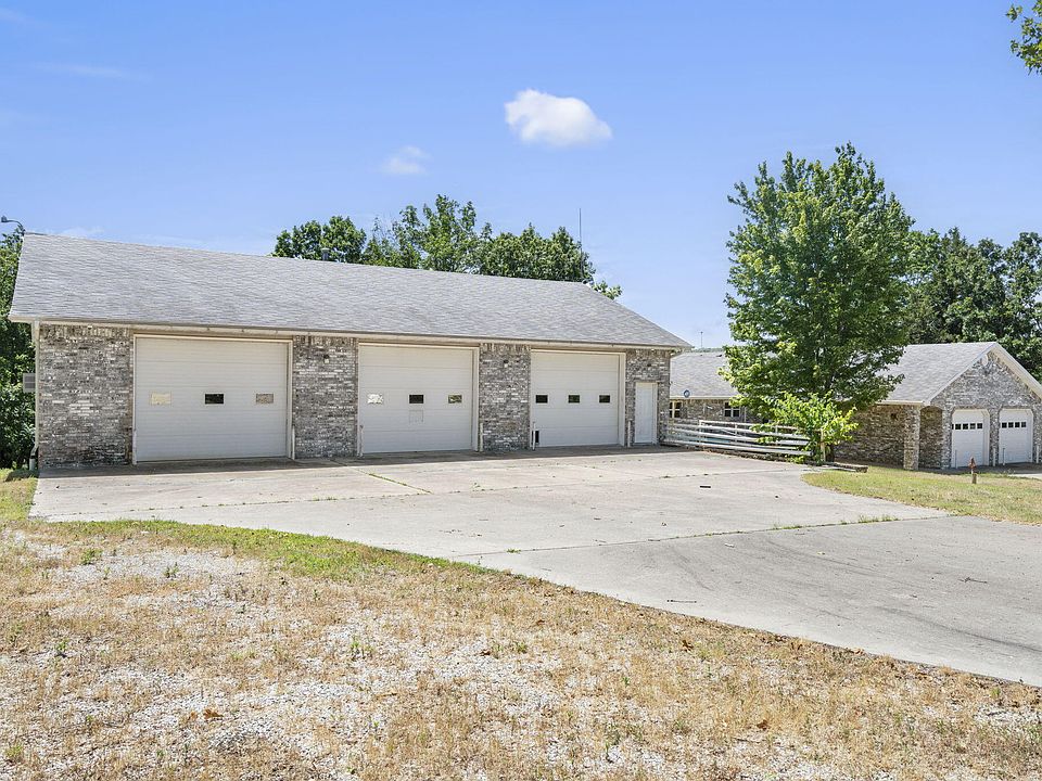 1st image of 170 Sundance Road