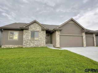 12032 S 44th St, Bellevue, NE 68123