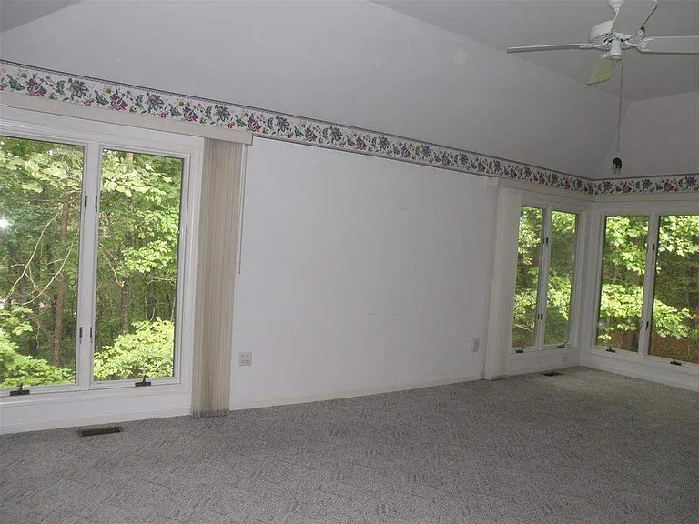 14 Passage Ln — Photo 22
