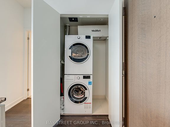 5th image of 20 Richardson St #918