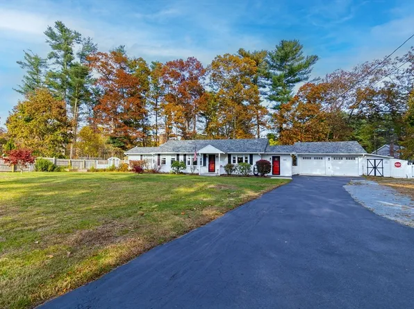 1861 Bay St, Taunton, MA 02780