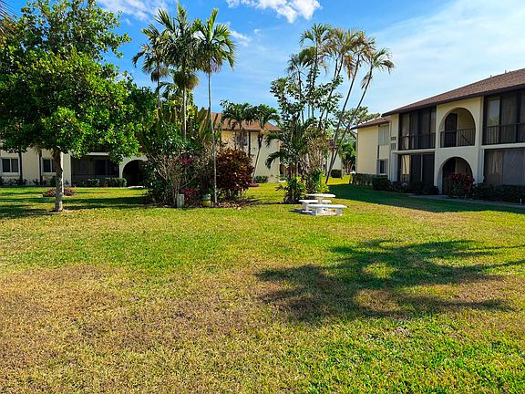 2nd image of 3530 Pine Needle Drive #C-2