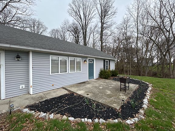 2nd image of 17226 E State Road 46 Rd