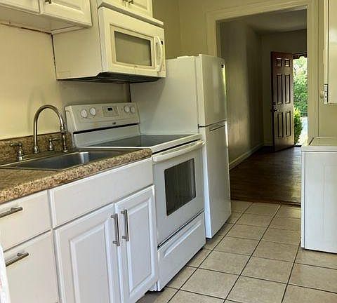 Galley kitchen; appliances provided